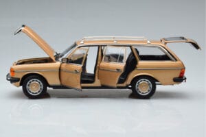 Mercedes 200T S123 Bege Norev 1:18 183738 Metal - imagem 4 de 9