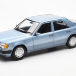 Mercedes 230E W124 Azul Claro Metálico Norev 1:18