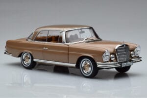 Mercedes 250 SE Coupe W111 Dourado Metálico Norev 1:18 183759 Metal - imagem 5 de 7