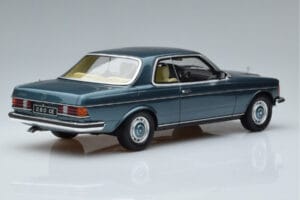 Mercedes 280 CE C123 Azul Otto 1:18 OT627 Resina - imagem 2 de 6