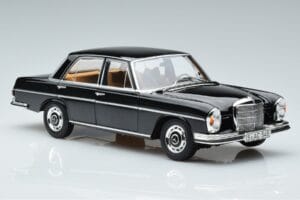 Mercedes 280 SE W108 Preto Norev 1:18 183762 Metal - imagem 5 de 7