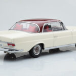 Mercedes 280 SE W108 Branco AUTOart 1:18 - image 4 of 8