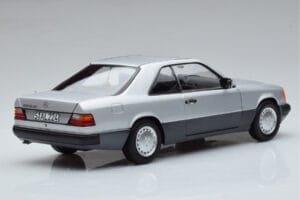 Mercedes 300 CE-24 C124 Coupe Prata Norev 1:18 183880 Metal - imagem 3 de 7