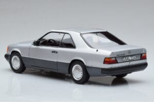 Mercedes 300 CE-24 C124 Coupe Prata Norev 1:18 183880 Metal - imagem 6 de 7