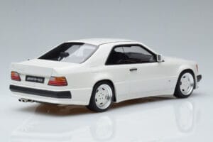Mercedes 300 CE C124 AMG The Hammer Arctic Branco Otto 1:18 B66040639 Resina - imagem 2 de 6