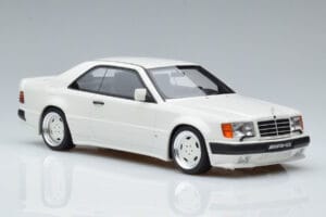 Mercedes 300 CE C124 AMG The Hammer Arctic Branco Otto 1:18 B66040639 Resina - imagem 4 de 6