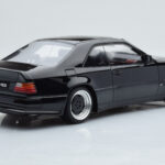 Mercedes 300 CE C124 AMG The Hammer Preto Otto 1:18 - image 2 of 6
