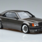 Mercedes 300 CE C124 AMG The Hammer Cinzento Otto 1:18 - image 4 of 6