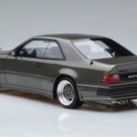 Mercedes 300 CE C124 AMG The Hammer Cinzento Otto 1:18 - image 5 of 6