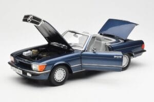 Mercedes 300 SL R107 Azul Náutico Norev 1:18 183466 Metal - imagem 2 de 8