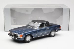 Mercedes 300 SL R107 Azul Náutico Norev 1:18 183466 Metal - imagem 8 de 8