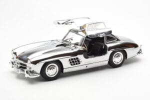 Mercedes 300 SL W198 Cromo Minichamps 1:18 B66040645 Metal - imagem 2 de 8