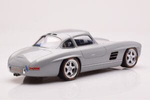 Mercedes 300 SL W198 Gullwing By S-Klub Cinzento GT Spirit 1:18 GT418 Resina - imagem 2 de 6