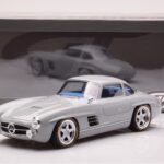 Mercedes 300 SL W198 Gullwing By S-Klub Cinzento GT Spirit 1:18 - image 6 of 6