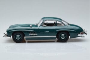Mercedes 300 SL W198 Gullwing Verde Norev 1:18 183851 Metal - imagem 4 de 7