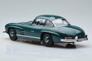 Mercedes 300 SL W198 Gullwing Verde Norev 1:18 183851 Metal - imagem 6 de 7