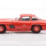 Mercedes 300 SL W198 Gullwing Vermelho Minichamps 1:18 - image 4 of 8