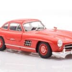 Mercedes 300 SL W198 Gullwing Vermelho Minichamps 1:18 - image 6 of 8