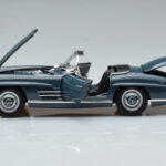 Mercedes 300 SL W198 Roadster Azul Norev 1:18 - image 4 of 9