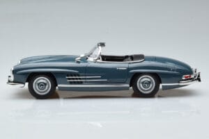 Mercedes 300 SL W198 Roadster Azul Norev 1:18 B66040668 Metal - imagem 6 de 9