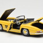 Mercedes 300 SL W198 Roadster Amarelo Norev 1:18 B66040669 - image 5 of 8