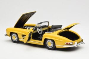 Mercedes 300 SL W198 Roadster Amarelo Norev 1:18 B66040669 Metal - imagem 5 de 8