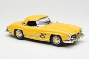 Mercedes 300 SL W198 Roadster Amarelo Norev 1:18 B66040669 Metal - imagem 6 de 8