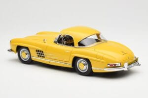 Mercedes 300 SL W198 Roadster Amarelo Norev 1:18 B66040669 Metal - imagem 7 de 8