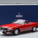 Mercedes 450 SL R107 Versão US Vermelho Norev 1:18 - image 8 of 8