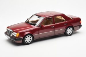 Mercedes 500E W124 Vermelho Metallic Edição Concessionário Norev 1:18 B66040699
