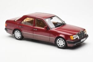 Mercedes 500E W124 Vermelho Metallic Edição Concessionário Norev 1:18 B66040699 Metal - imagem 6 de 8