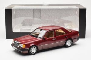 Mercedes 500E W124 Vermelho Metallic Edição Concessionário Norev 1:18 B66040699 Metal - imagem 8 de 8