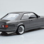 Mercedes 560 SEC C126 AMG Wide Body Cinzento Otto 1:18 - image 2 of 6