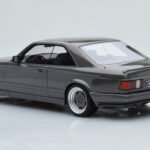 Mercedes 560 SEC C126 AMG Wide Body Cinzento Otto 1:18 - image 5 of 6