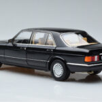 Mercedes 560 SEL W126 Preto Norev 1:18 - image 6 of 7