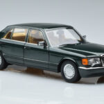 Mercedes 560 SEL W126 Verde Escuro Metálico Norev 1:18 - image 5 of 7