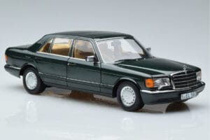 Mercedes 560 SEL W126 Verde Escuro Metálico Norev 1:18 B66040682 Metal - imagem 5 de 7