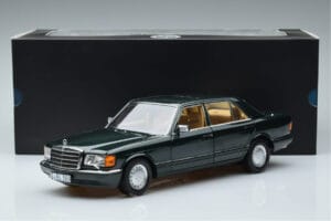 Mercedes 560 SEL W126 Verde Escuro Metálico Norev 1:18 B66040682 Metal - imagem 7 de 7