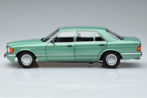 Mercedes 560 SEL W126 Verde Claro Norev 1:18 183469 Metal - imagem 4 de 7