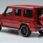 Mercedes AMG G63 W464 Asia Edition Vermelho GT Spirit 1:18 CLDC010 Resina - image 5 of 6