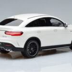 Mercedes AMG GLE 63S C292 Coupe Branco GT Spirit 1:18 - image 2 of 6