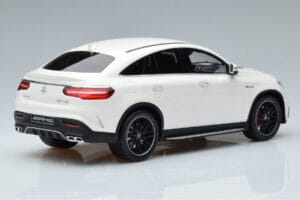 Mercedes AMG GLE 63S C292 Coupe Branco GT Spirit 1:18 B66965706 Resina - imagem 2 de 6