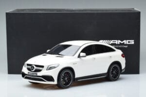 Mercedes AMG GLE 63S C292 Coupe Branco GT Spirit 1:18 B66965706 Resina - imagem 6 de 6