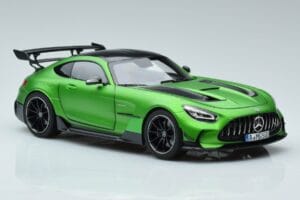 Mercedes AMG GT C190 Black Series Verde Hell Magno Edição Limitada Norev 1:18 183903 Metal - imagem 5 de 7