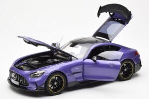 Mercedes AMG GT Black Series Roxo Asia Exclusive Norev 1:18 183907 Metal - imagem 2 de 8
