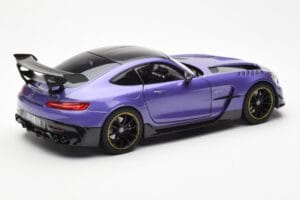 Mercedes AMG GT Black Series Roxo Asia Exclusive Norev 1:18 183907 Metal - imagem 3 de 8