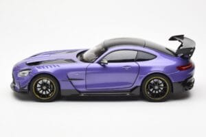 Mercedes AMG GT Black Series Roxo Asia Exclusive Norev 1:18 183907 Metal - imagem 4 de 8