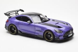 Mercedes AMG GT Black Series Roxo Asia Exclusive Norev 1:18 183907 Metal - imagem 6 de 8