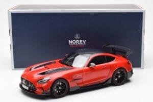 Mercedes AMG GT Black Series Vermelho Asia Exclusive Norev 1:18 183906 Metal - imagem 8 de 8