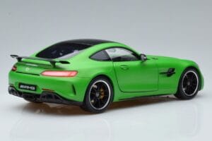Mercedes AMG GT-R C190 Green Hell Magno Norev 1:18 B66960416 Metal - imagem 3 de 7